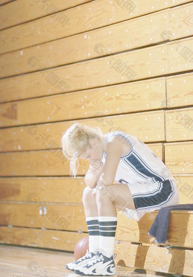 尤其是在面 尤其是在面